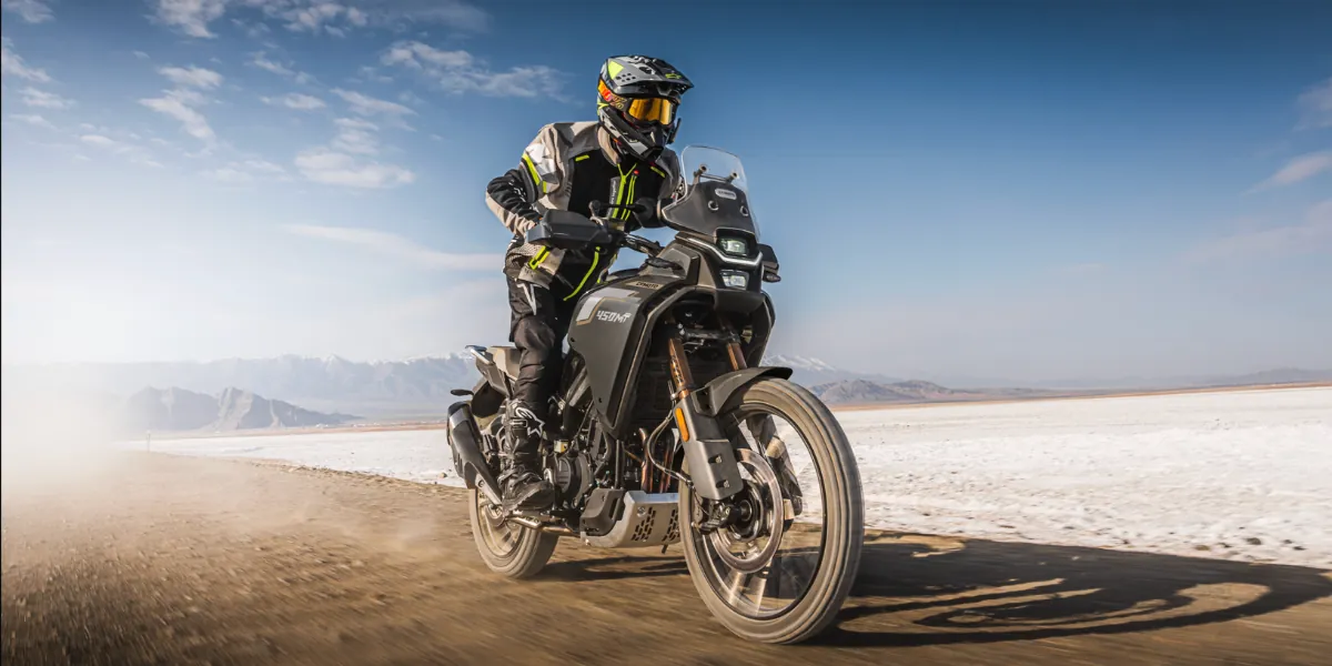 Foto CFMOTO 450MT SPORT
